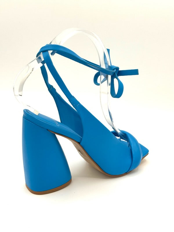Elora Reg 160 Now 80.00 Final Sale!!!!!