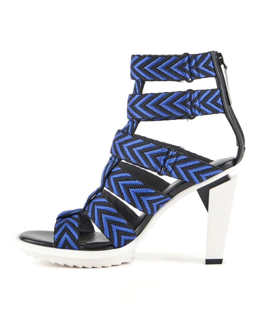 Lev Roma Hi  Reg 235.00 Now 99.00 Final Sale