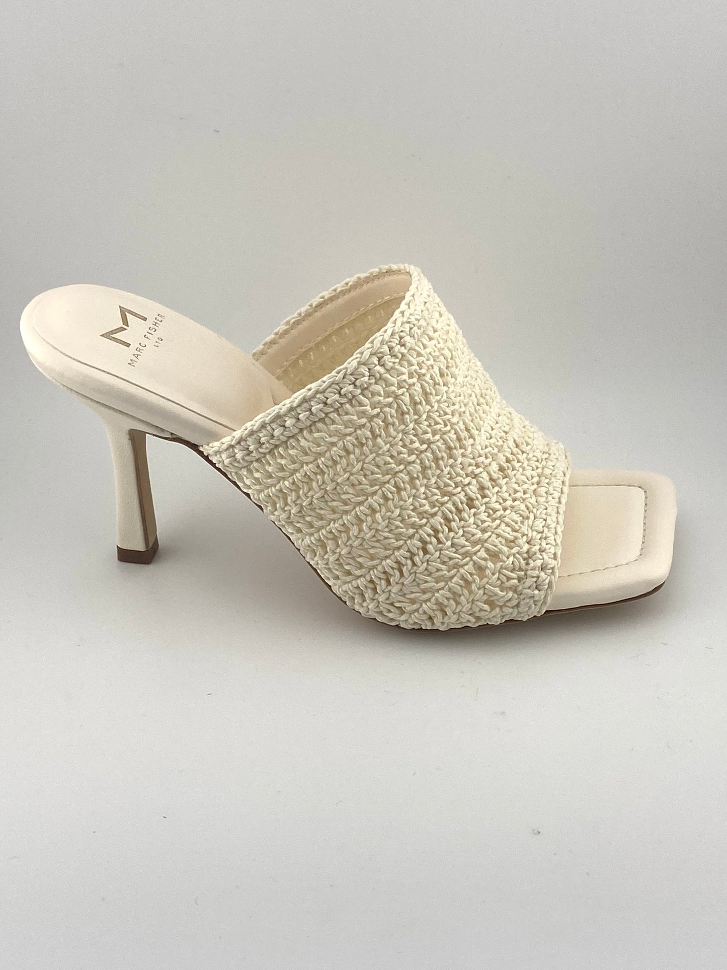 Dako  Reg 140 Now 79.00 Final Sale
