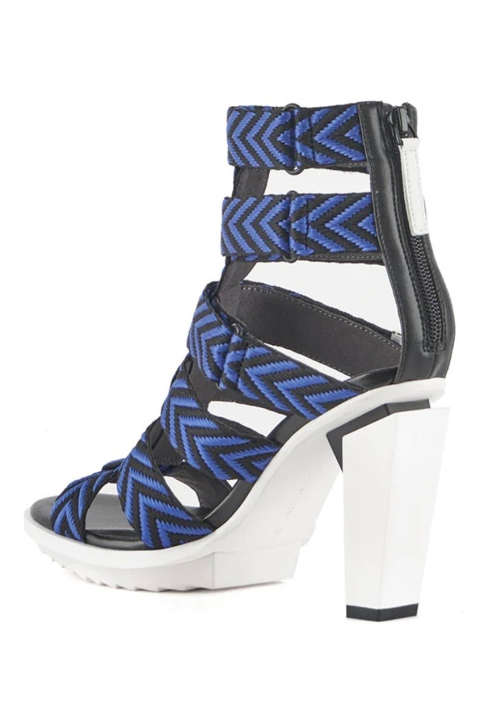 Lev Roma Hi  Reg 235.00 Now 99.00 Final Sale